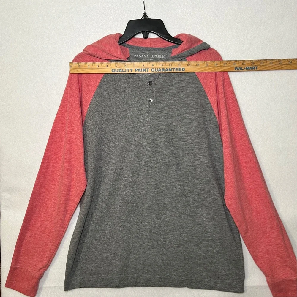 Banana Republic Vintage Men's Large Grey Red Preppy Raglan Henley Hoodie Shirt